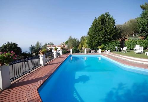 Schiazzano House | villa Il Gelsomino
