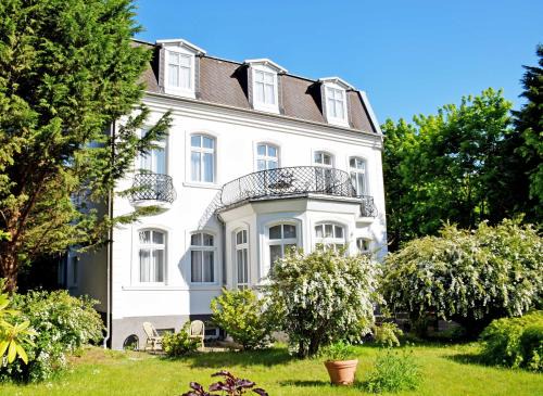 Ostseebad Baabe Hotel | Villa im Ostseebad Baabe