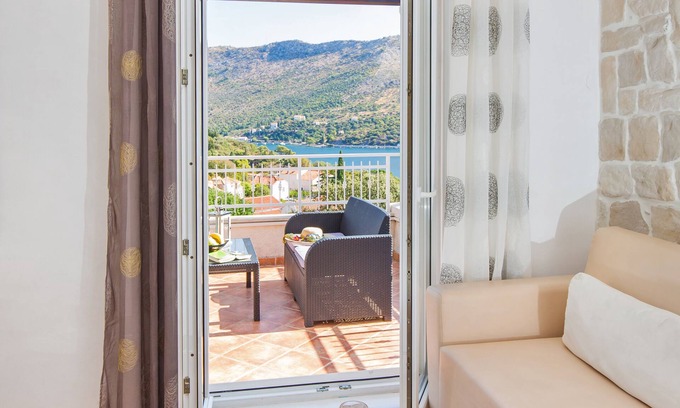 Zaton Villa | Villa Imperial View