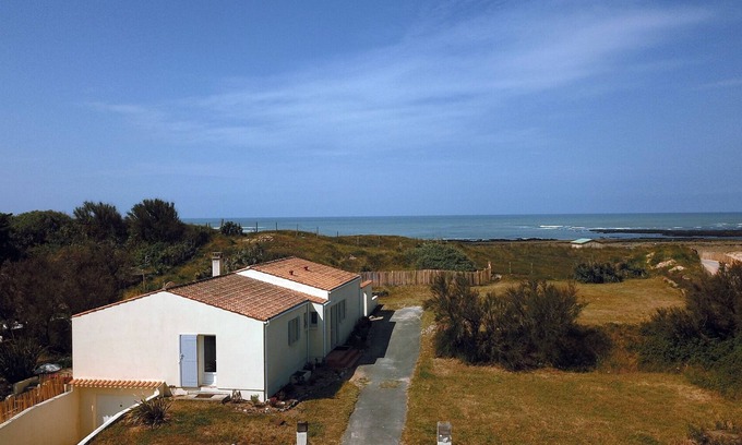 Domino Villa | Villa in an exceptional and rare location, for nature lovers