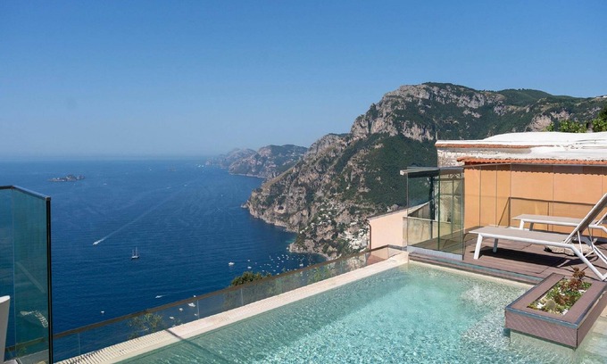 Path of the Gods Apartment | Villa in Nocelle with Amalfi Coast Views