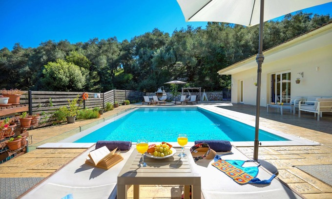 Agios Stefanos Villa | Villa Kambos Saint Stephanos