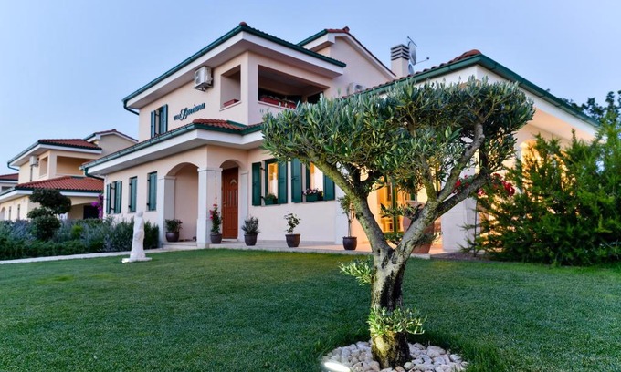 Buje Villa | Villa Luciana Spa House, Buje