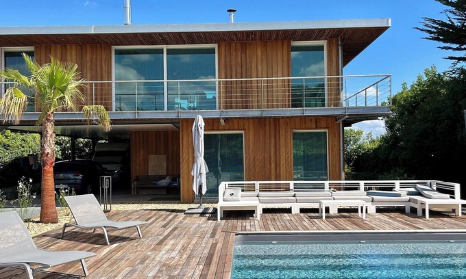 Gujan-Mestras House | VILLA MADÈRE SEA VIEW