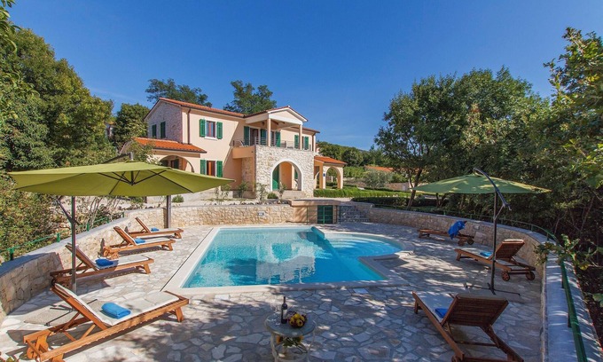 Stanisovi Villa | Villa Maggie, Your Peaceful Istrian Getaway with Shared Pools
