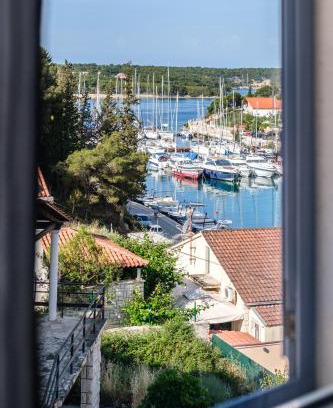 Cove Makarac (Milna) Villa | Villa Milna Bay, heated pool, 8 persons