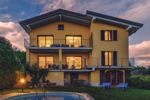 Olgiasca Apartment | Villa Mimosa