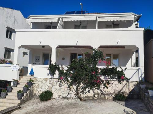 Lustica Apartment | Villa Nautica