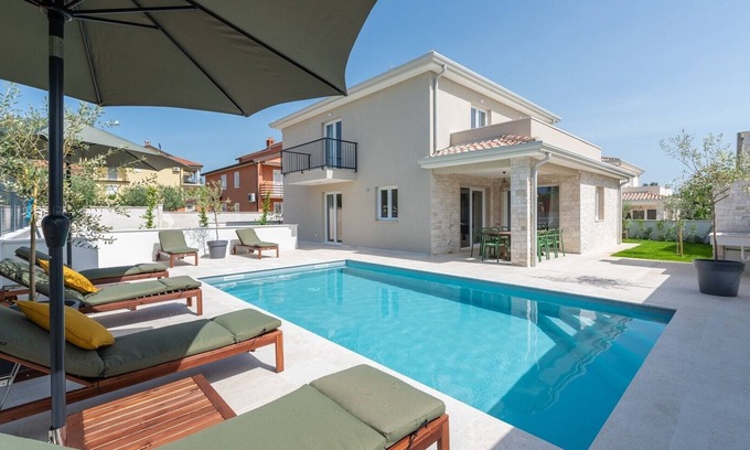 Umag Villa | Villa Nia with Private Pool