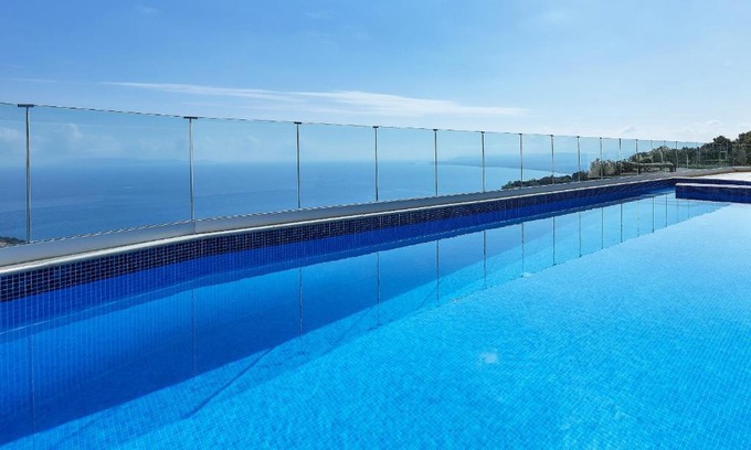 Malevizi Villa | Villa Omikron