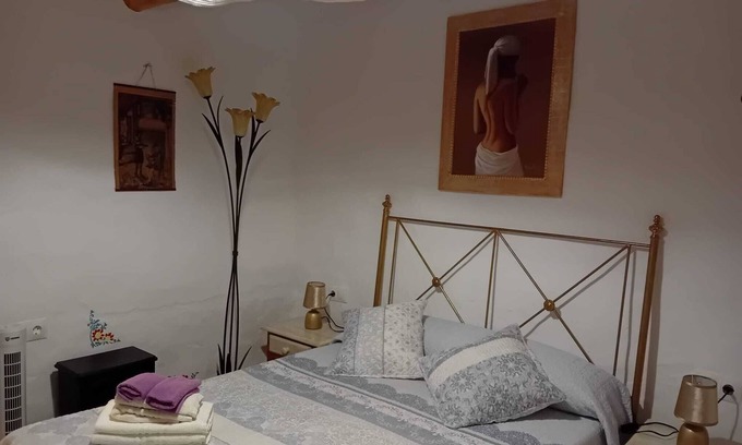 Periana Cottage | Villa Poems