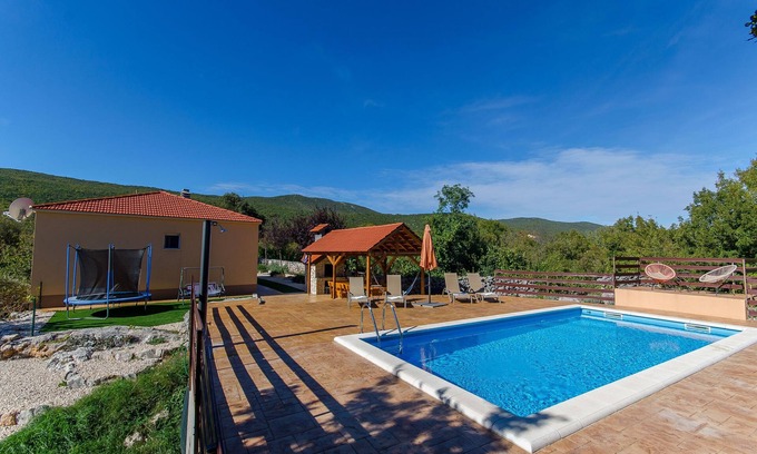 Slivno House | Villa Strikina kuća (V8981-K1) - Slivno (Imotski)