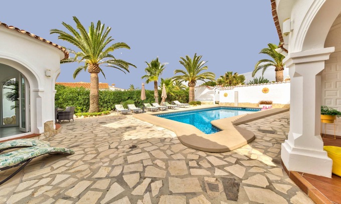 Costa Nova House | Villa Tadorna - Costa Nova – Where Modern Luxury Meets Mediterranean Charm