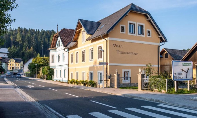 Rosegg Bed & Breakfast | Villa Theresienhof