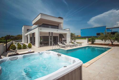 Sikici Villa | Villa Una