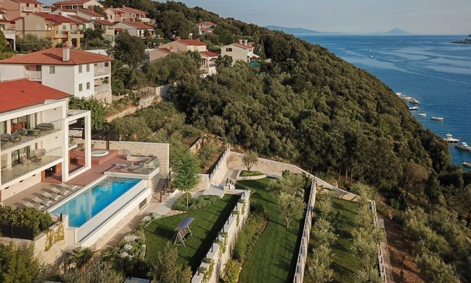 Rasa Villa | Villa Venera - Five Bedroom Villa, Sleeps 10