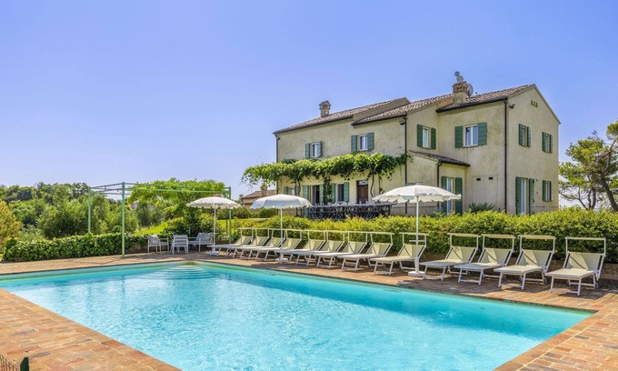 Terre Roveresche Villa | Villa Vista Mare, magnificent villa in the north of the Marche region, near the Adriatic Coast.
