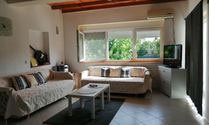 Mrzenci House | Village House