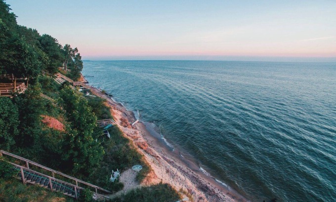 Holland House | Vintage Cottage on Lake Michigan