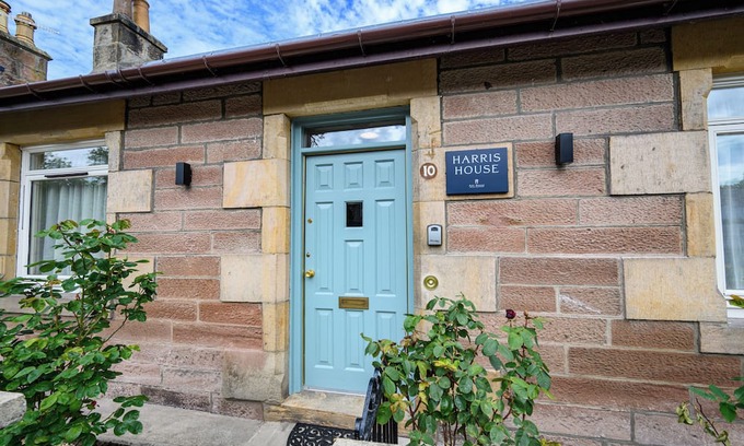 Inverness Cottage | Visit Harris House- Stunning Scottish Cottage in the Highland Capital!