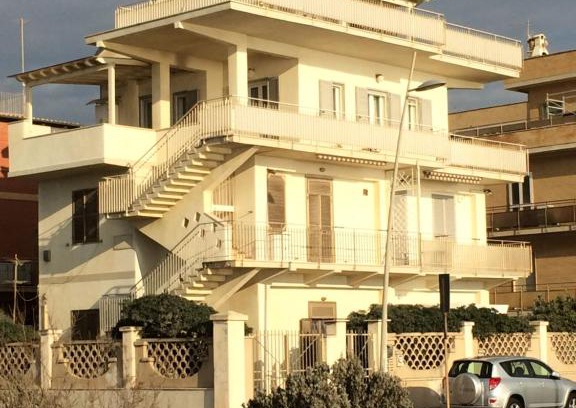 Quartiere XXXIII Lido di Ostia Ponente Apartment | Vita Dulcis Ostia