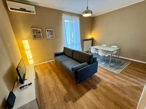 Crema Apartment | Vittorio Home