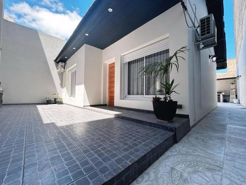 Valentin Alsina House | Vivi la comodidad de una casa pensada para vos