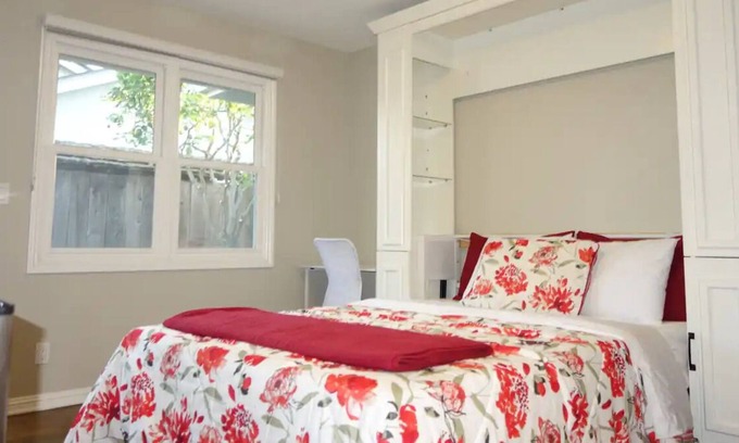 North Los Altos Apartment | VNO Private Suite in Prime Los Altos Location