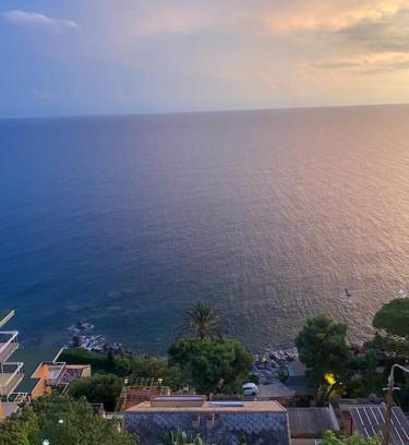 Ospedaletti Apartment | Vue mer exceptionnelle résidence Patrizia