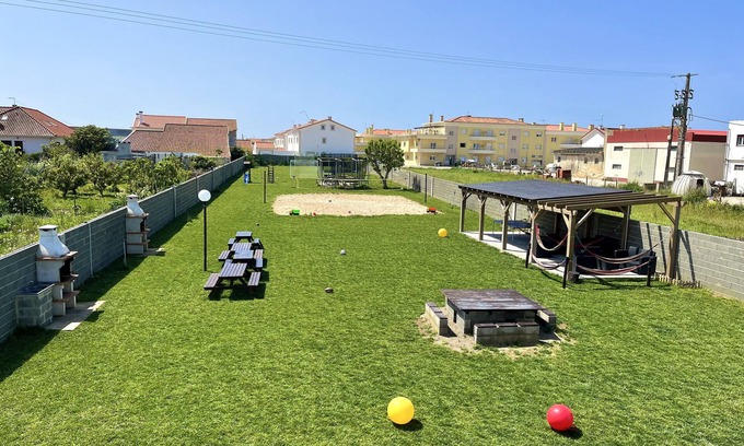 Atouguia da Baleia Villa | W.H.House/V3