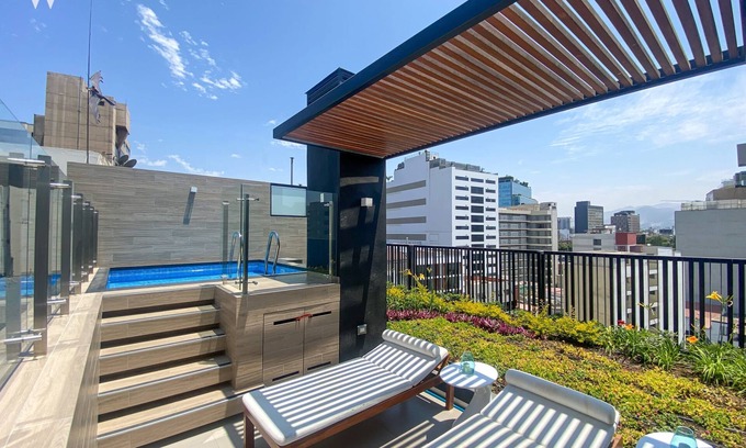 Leuro Apartment | w Lovely 2BR in Miraflores