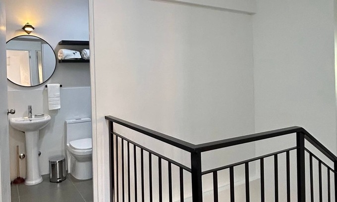 Cusco Historic Center Apartment | w Trendy 2BR Duplex Retreat in Cusco