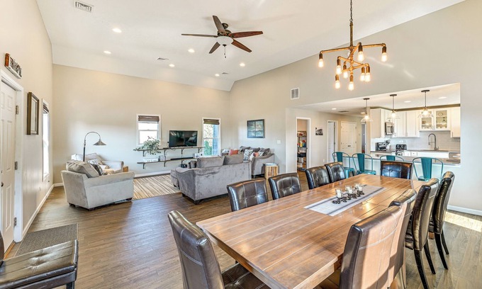 Culver House | Walk to Academy: Lake Max Family Penthouse