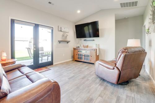 Moses Lake House | Walk to Moses Lake! Family Home with Fenced Yard