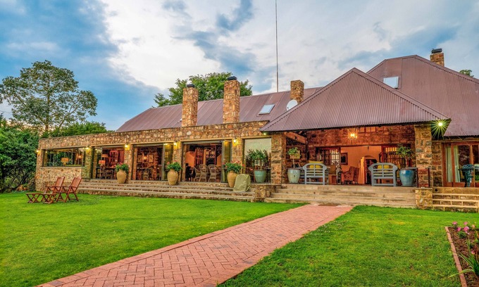 Dullstroom Hotel | Walkersons Hotel & Spa