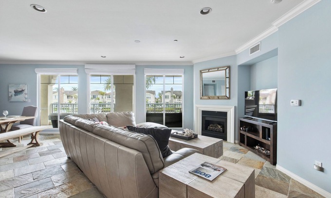 Channel Islands Condo | Waterfront Living at the Beautiful Oxnard Marina