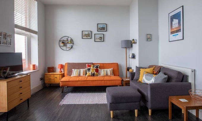 Cliftonville Apartment | Waves@Walpole - 2 Bed Flat with Amazing Sea Views