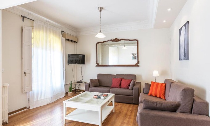 Eixample Apartment | Weflating Passeig de Gracia