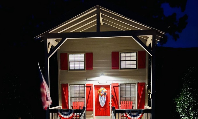Rising Fawn Cabin | Welcome to Scenic Solitude Cabin at the Preserve.