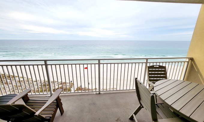 Panama City Beach Resort | Welcome to Sunset View!nMinutes to Pier Park.nRight on the beach!