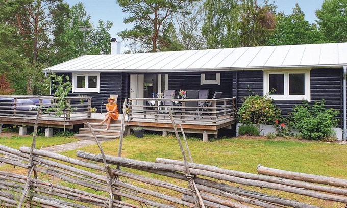Oskarshamn House | Welcome to this vacation home by the sea on the east coast of Småland. It is located in Vånevik sout