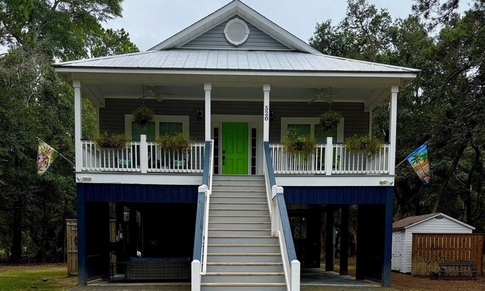 Edisto Island Cottage | Welcome to Tres-Margaritas! Pet friendly, 3 mi to beach, 1 mi to boat landing