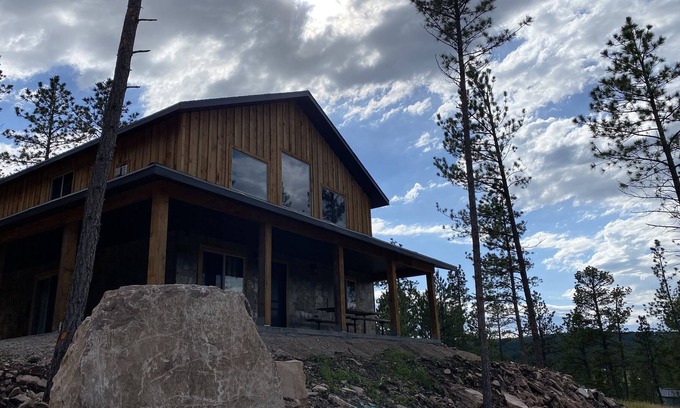 Sturgis House | Welcome to your cabin in the woods, minutes from Sturgis or Deadwood