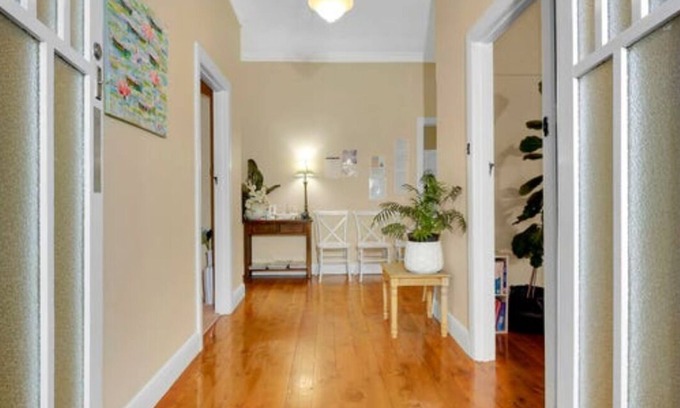 Shepparton House | Welcome to your perfect getaway in the heart of Shepparton! Nestled in the CBD