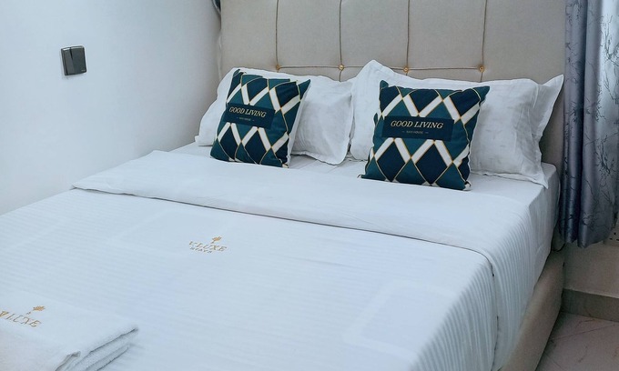 Nakuru Apartment | Welcoming cozy hotel studio in Nakuru next to KFC/JAVA & Sarova.