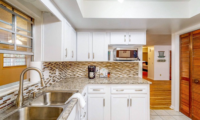 Inverness Highlands North House | Welcoming dog-friendly Florida home with enclosed yard, patio, and central AC