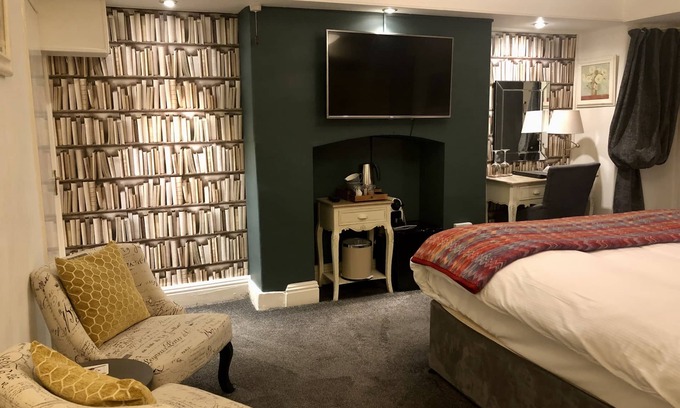 Dorchester House | Westwood House