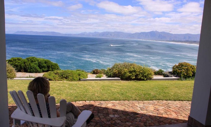 De Kelders Apartment | WhaleTale