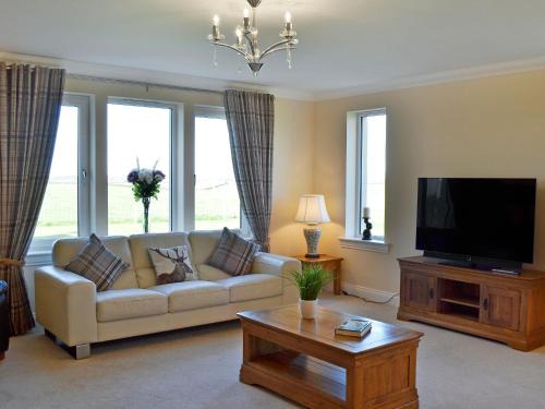 Kilmaurs House | Wheatfield House