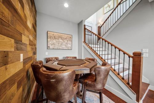 Deep Gap House | Whispering Ridge Estate